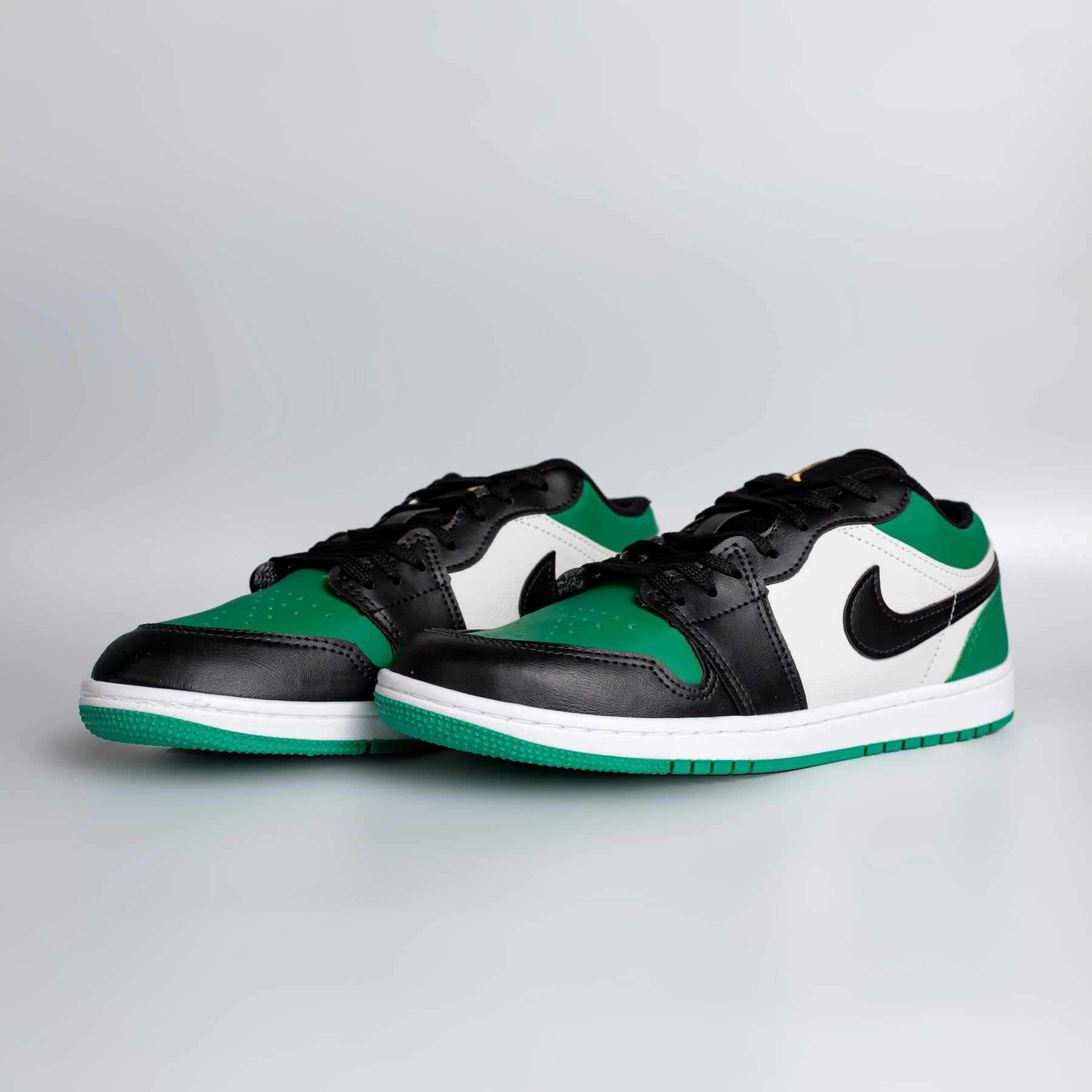NK Air Jordan Mystic Green (SUPERLIVE)