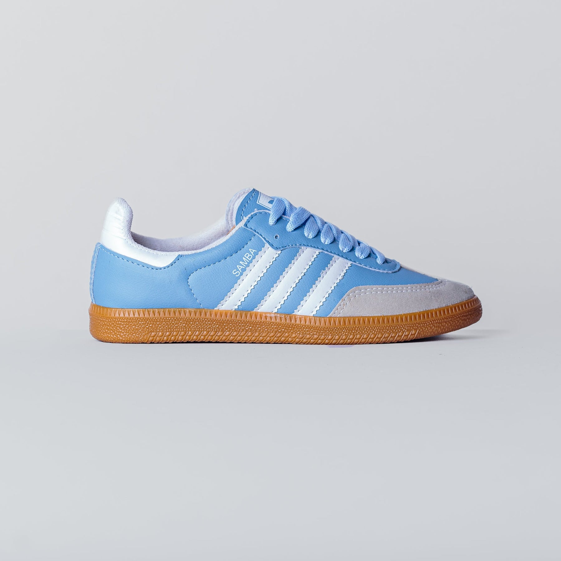 Samba Azul Claro