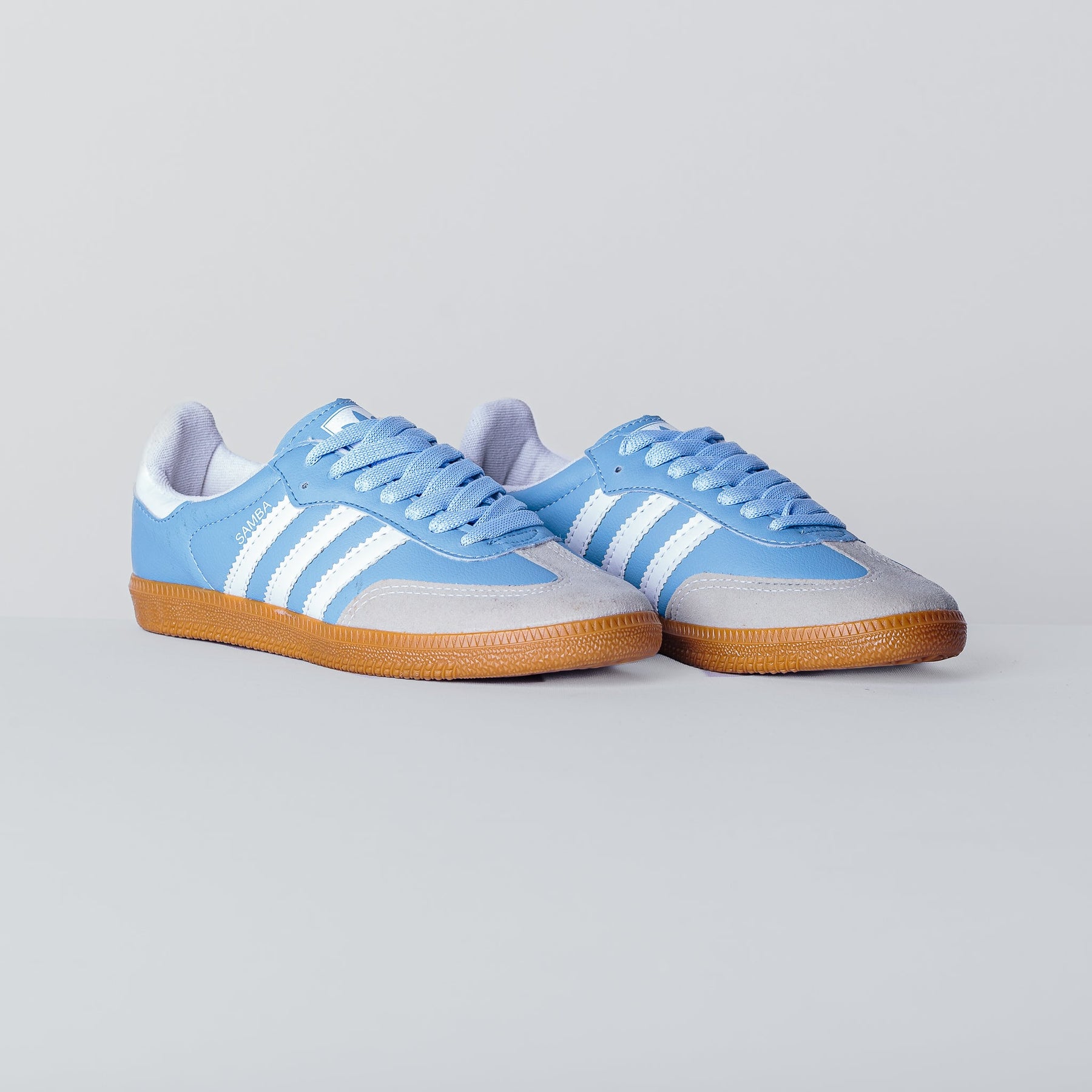 Samba Azul Claro