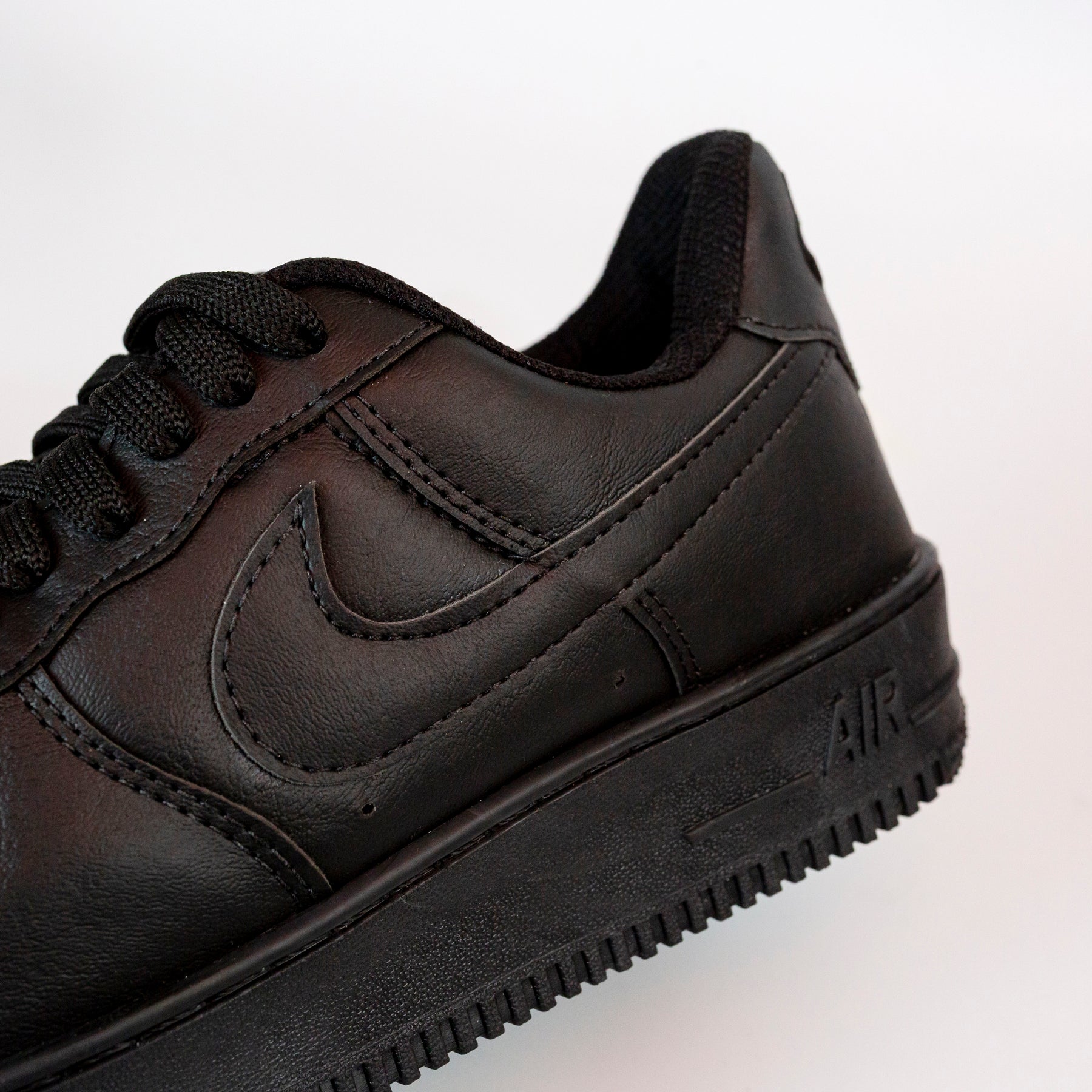 NK Air Force Black (SUPERLIVE)