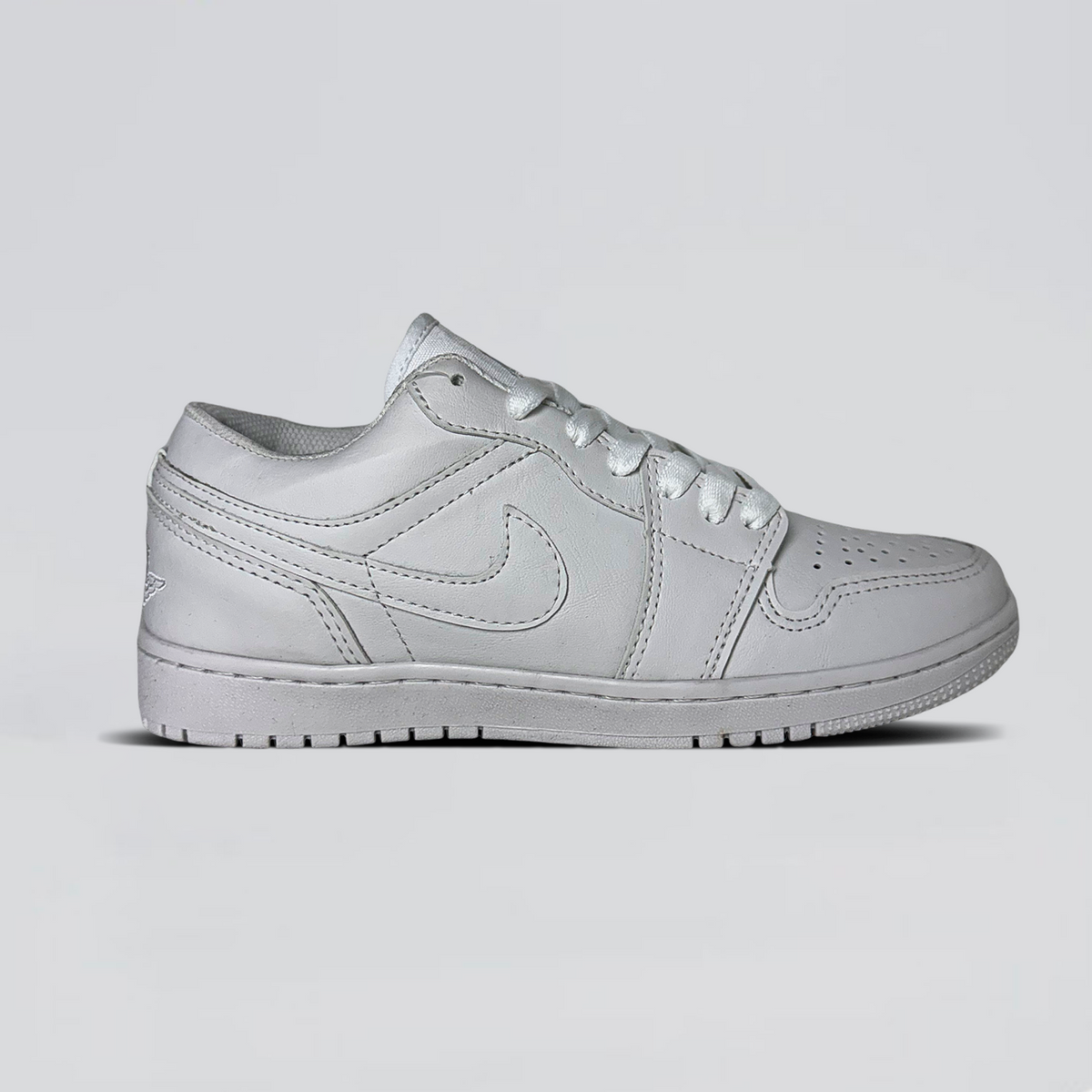 NK Jordan Low Branco (SUPERLIVE)