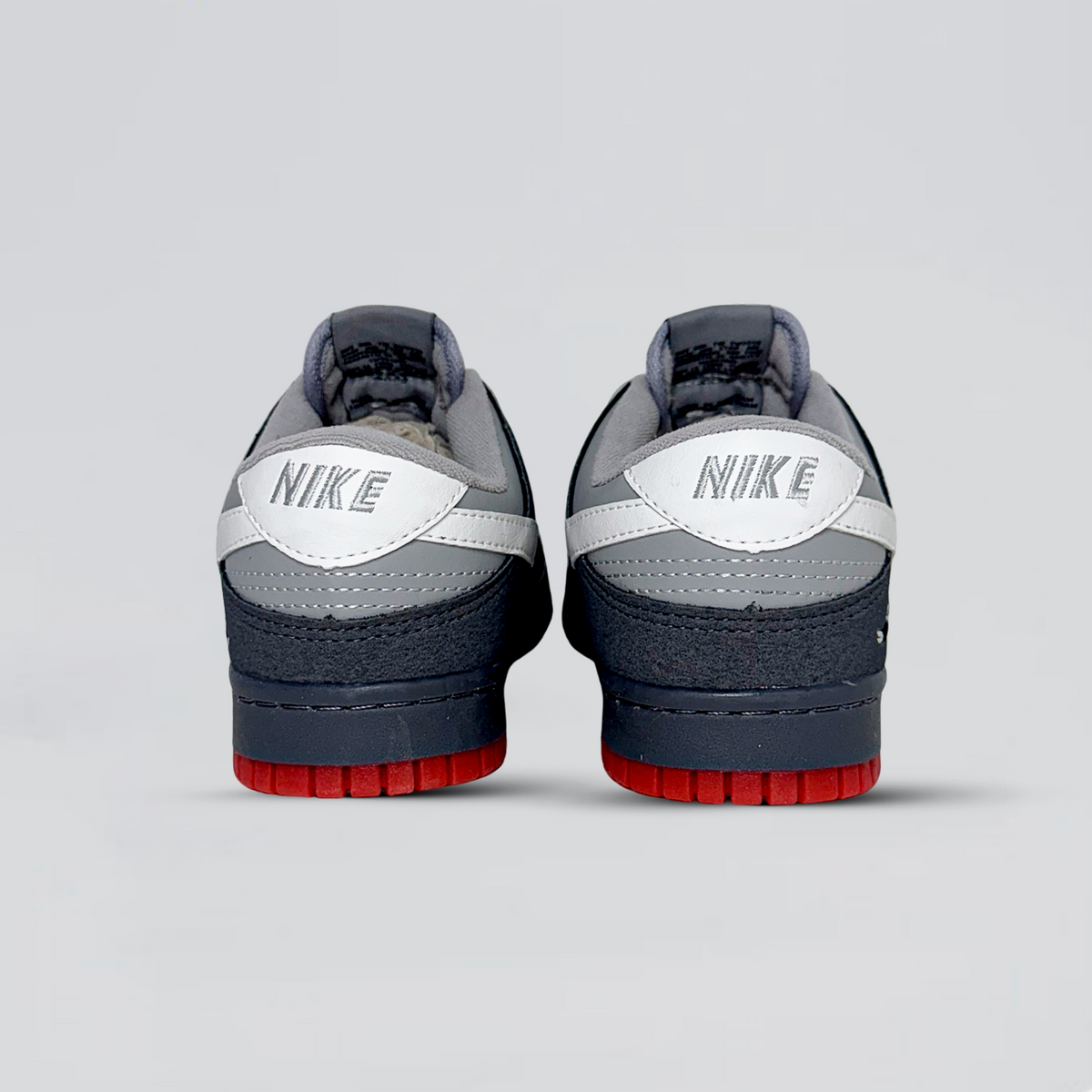 Nk Dunk Low Bird Cinza Sola Vermelha (SUPERLIVE)