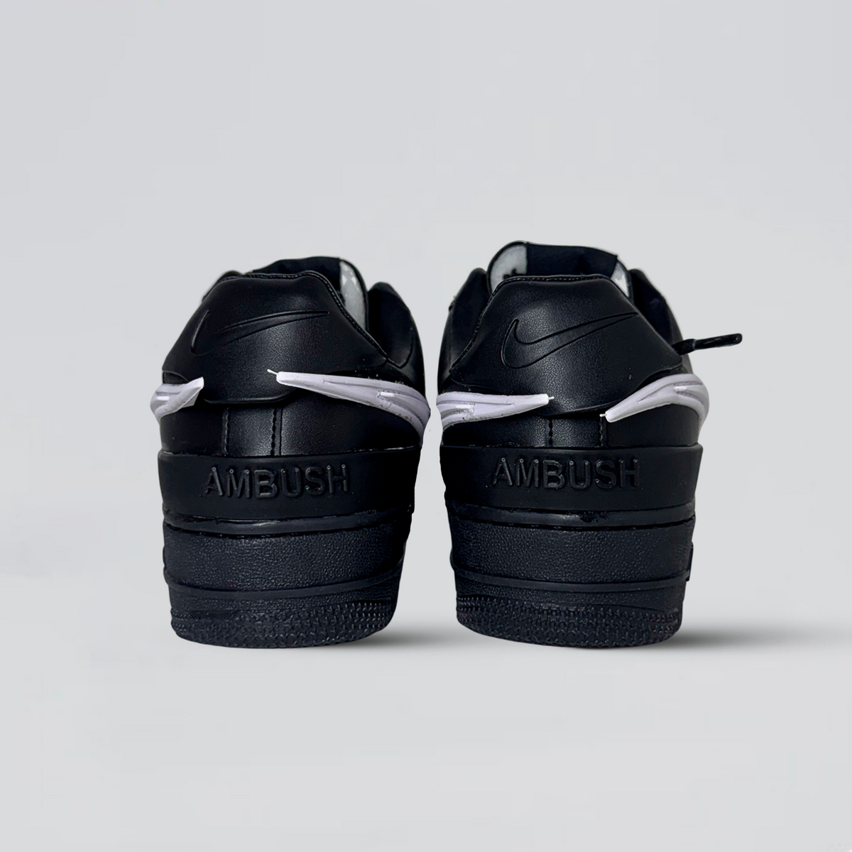 NK AF1  Ambush  Preto/Preto/Branco