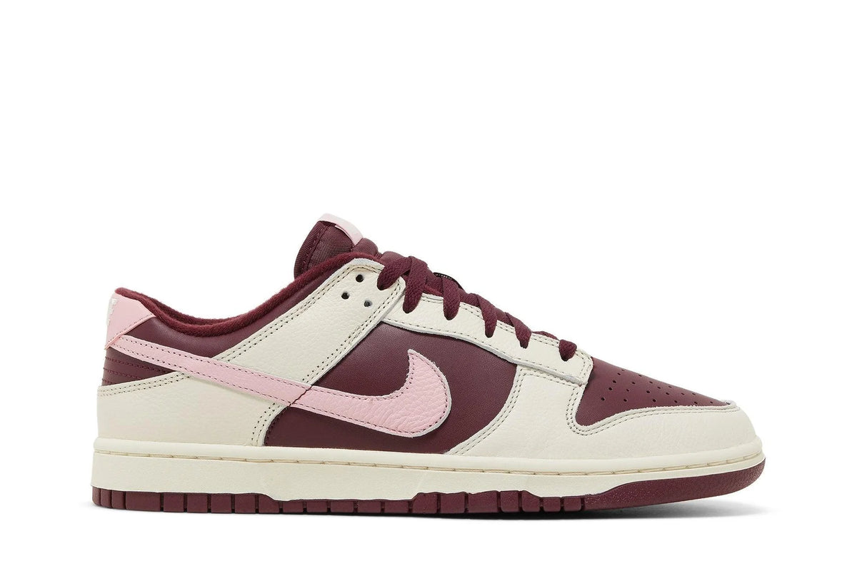 Dunk Low Valentine's