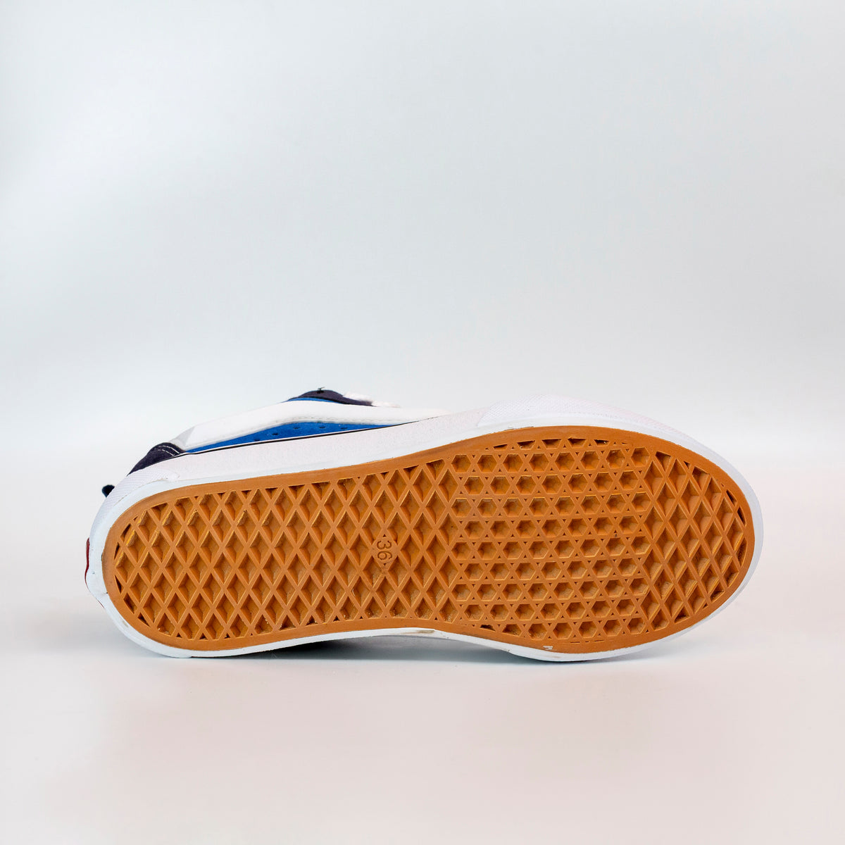Knu Blue (ÚLTIMOS PARES)