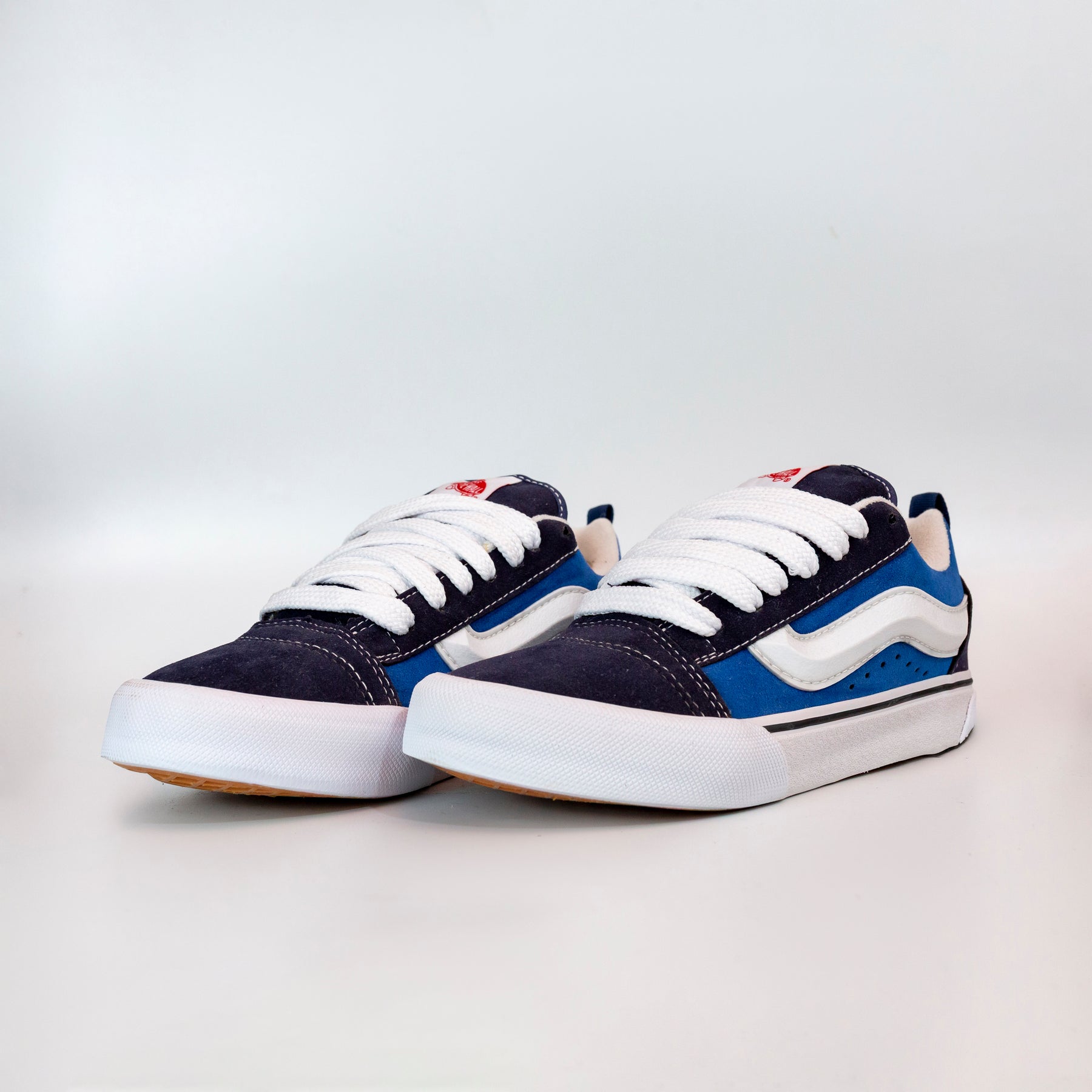 Knu Blue (ÚLTIMOS PARES)