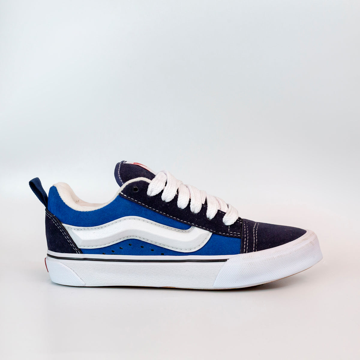 Knu Blue (ÚLTIMOS PARES)